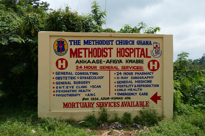 Die erste Unterstützung der Stiftung erfolgt für ein Krankenhaus in Ankaase (Ghana), das der Methodistischen Kirche vor Ort angehört.